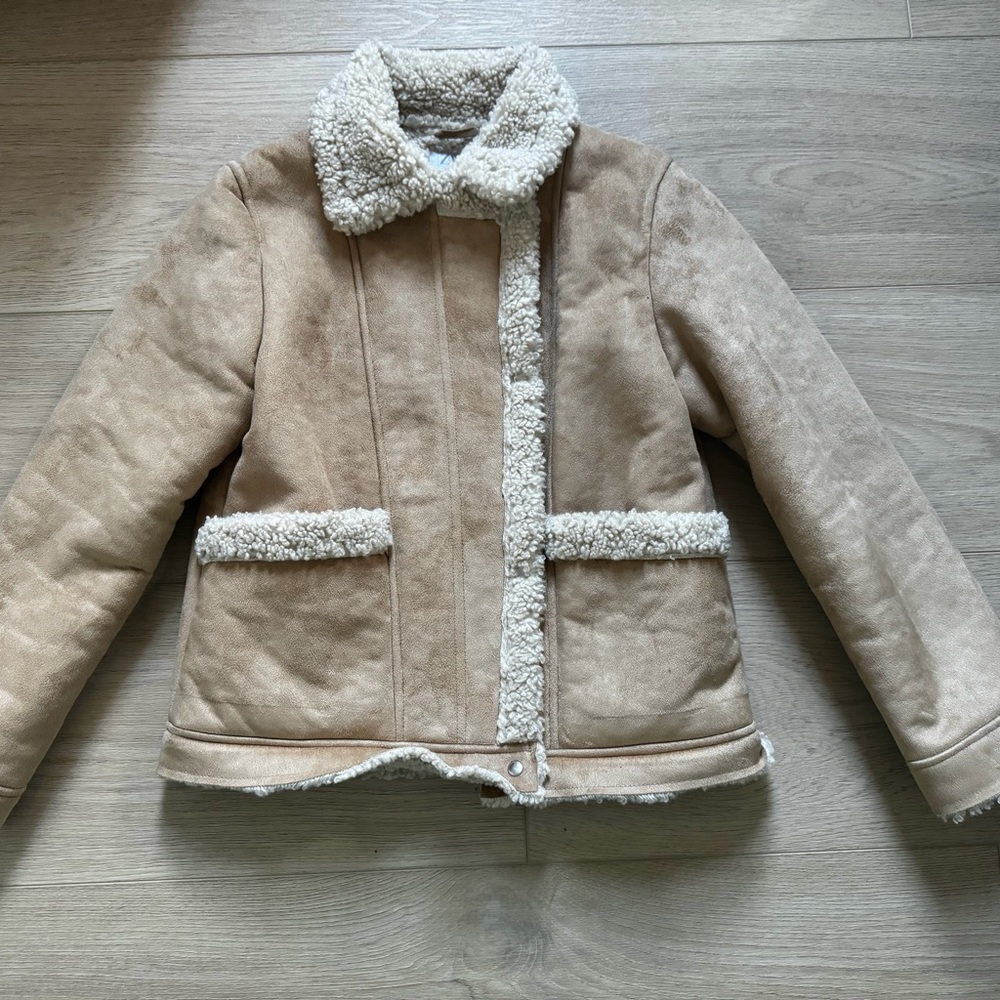 ❌SOLD❌Zara faux shearling  girl jacket size 13-14 - Picture 2 of 4